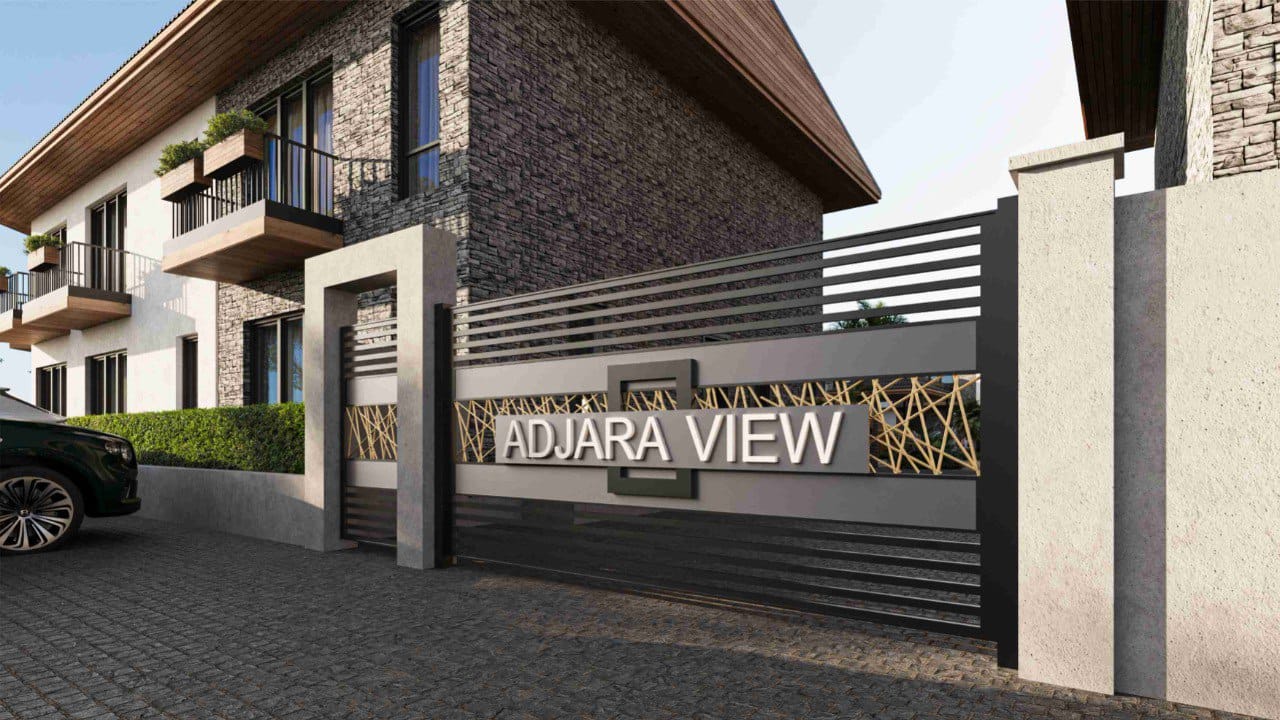 photo_5334607518216425645_y